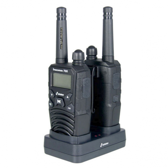 2er Funkkoffer Stabo Freecomm 700,  PMR-Funkgeräte mit Zubehör